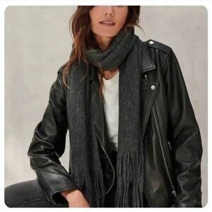 Lucky Brand Solid brushed scarf | Brushed Raschel Scarf Fringed Gray/Grey